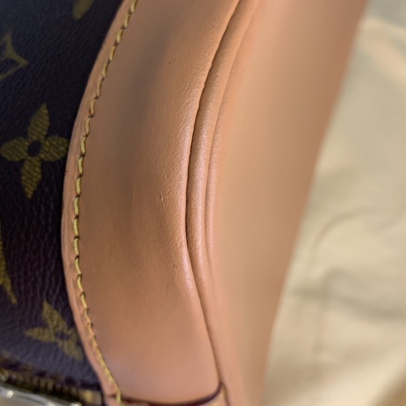 Vintage Louis Vuitton Alma. Dust bag not included. - Picture 8 of 13